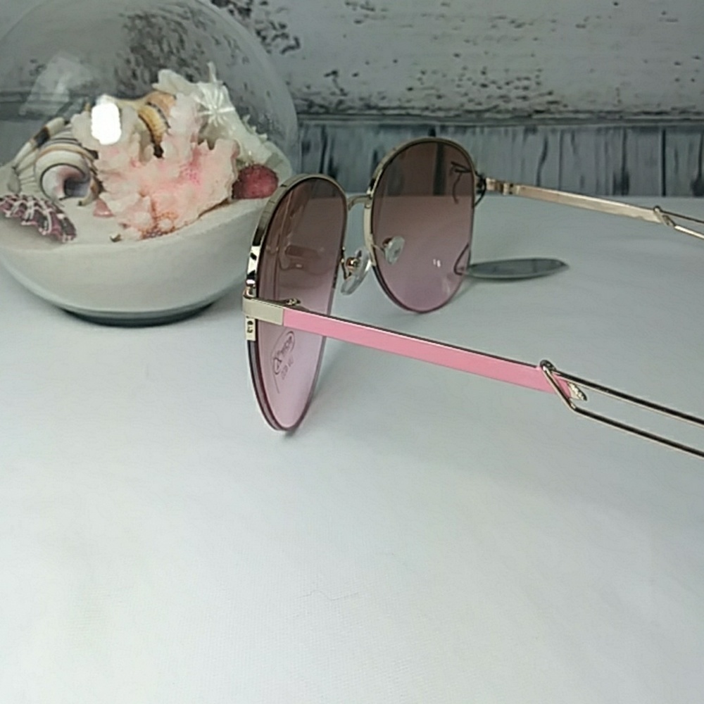 💗Pretty In Pink Pilots - Picture 3 of 8